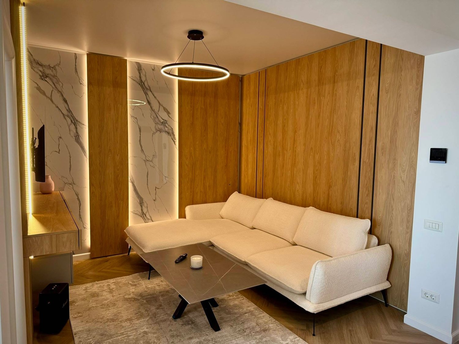 Mobilier living la comandă — LICAN MOB